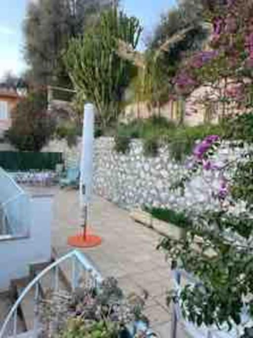 Villawoho Spacious Terraces, Panoramic Seaview In Quiet Area Apartment